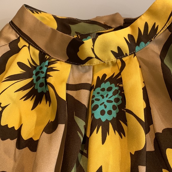 Yellow flower blouse - size S - Picture 7 of 13